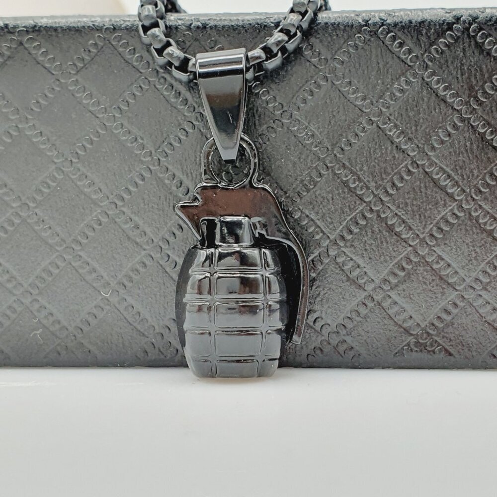 ❤️Custom Unique Hand Grenades Necklace, N90201P114 - Picture 6 of 8